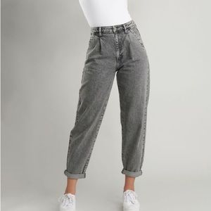 Garage Denim 80s Mom Washed Black Jeans